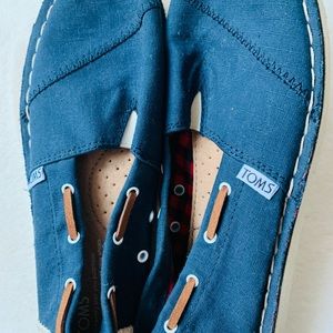 NEW Toms Women’s Shoes Size 6.5